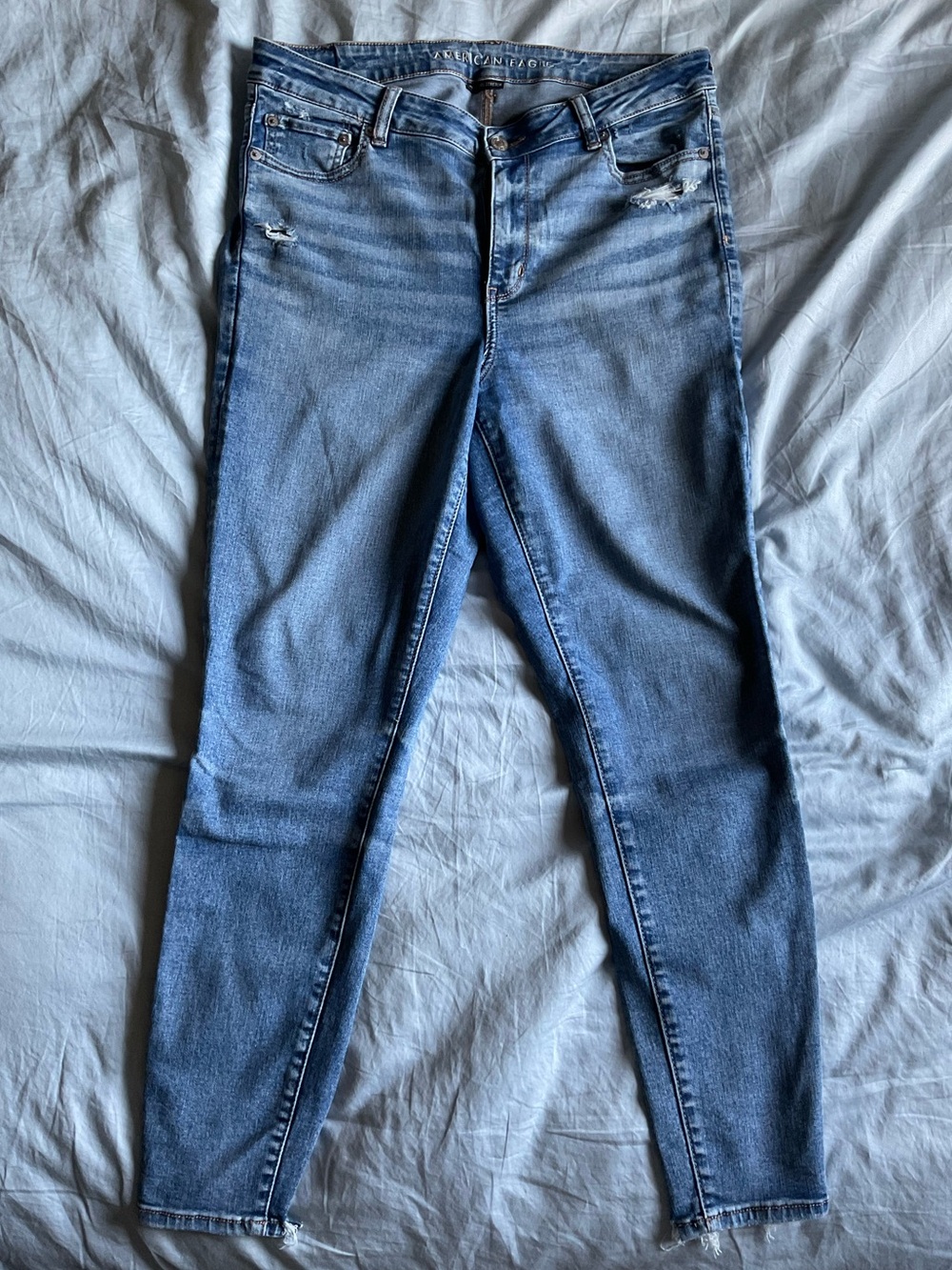 American Eagle Ripped High Rise Jegging